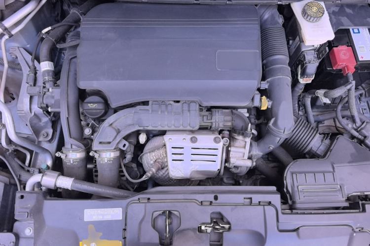 Used Peugeot 308S 2015 1.2T Automatic Jingchi Edition Engine Bay