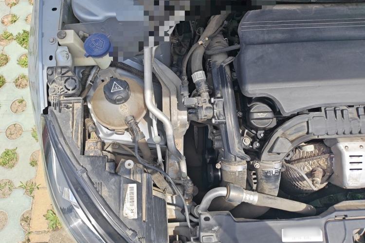 Used Peugeot 308S 2015 1.2T Automatic Jingchi Edition Engine Bay Right
