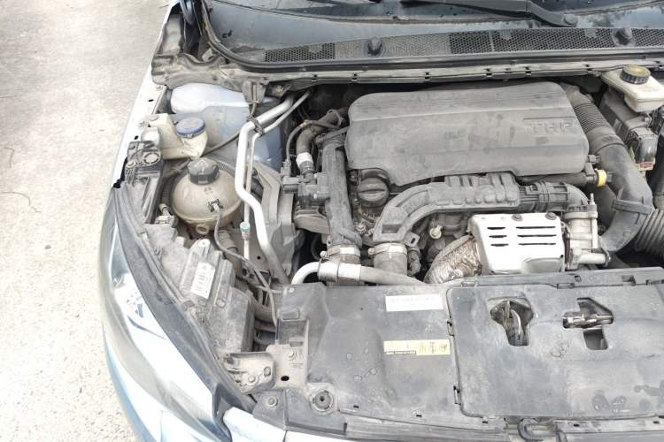 Used Peugeot 308S 2015 1.2T Automatic Shangchi Edition Engine Bay Right