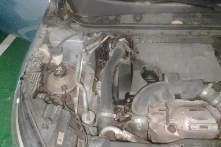 Used Peugeot 308S 2015 1.6T Automatic Jingchi Edition Engine Bay Right