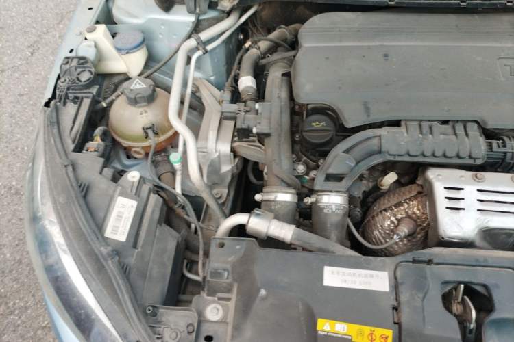 Used Peugeot 308S 2015 1.2T Automatic Jingchi Edition Engine Bay Right