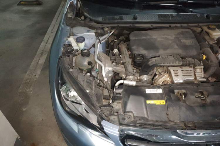 Used Peugeot 308S 2015 1.2T Automatic Jingchi Edition Engine Bay Right
