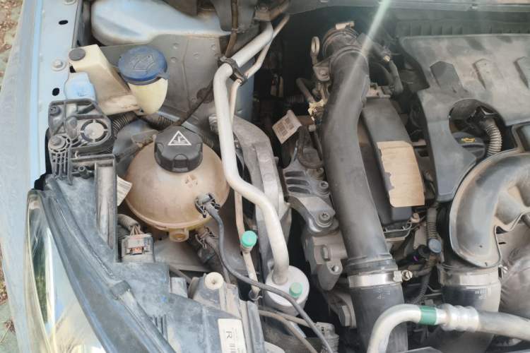 Used Peugeot 308S 2015 1.6T Automatic Jingchi Edition Engine Bay Right