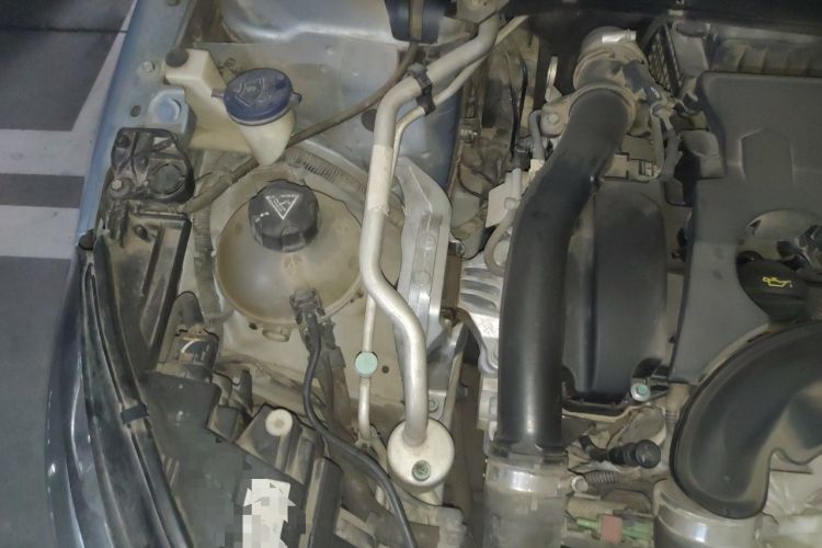 Used Peugeot 308S 2015 1.6T Automatic Jingchi Edition Engine Bay Right