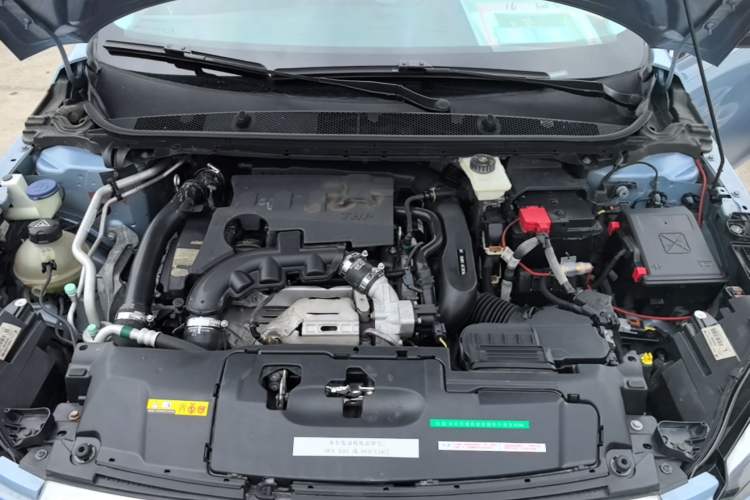 Used Peugeot 308S 2015 1.6T Automatic Jingchi Edition Engine Bay