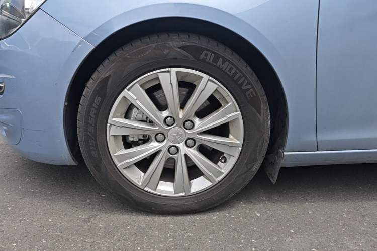 Used Peugeot 308S 2015 1.2T Automatic Jingchi Edition Exterior 4