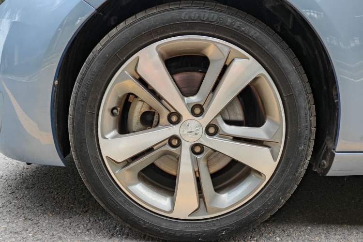 Used Peugeot 308S 2015 1.6T Automatic Jingchi Edition Exterior 5