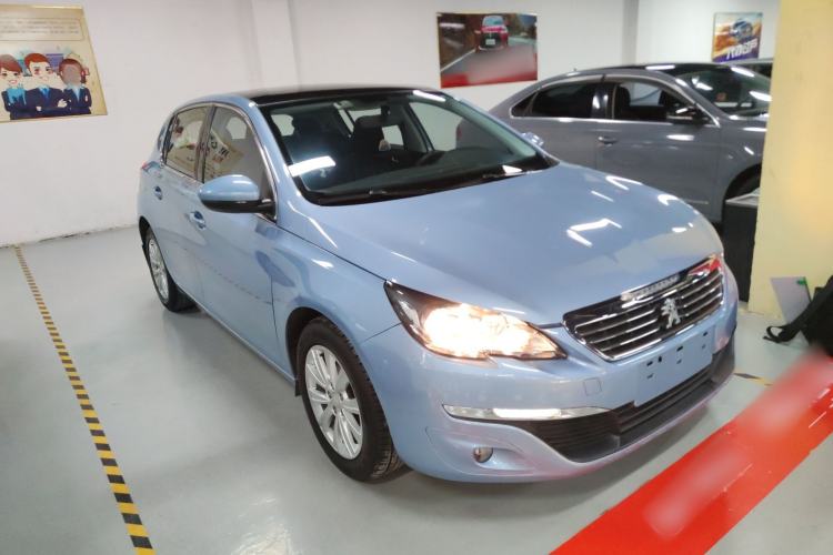 Used Peugeot 308S 2015 1.2T Automatic Jingchi Edition Front Right 45 Deg