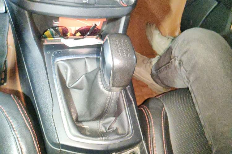 Used Peugeot 308S 2015 1.6L Manual Shangchi Edition Gear Lever