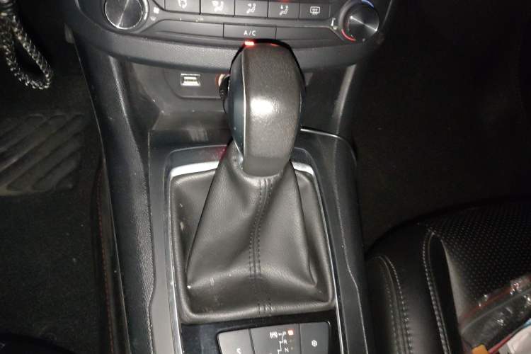 Used Peugeot 308S 2015 1.2T Automatic Shangchi Edition Gear Lever