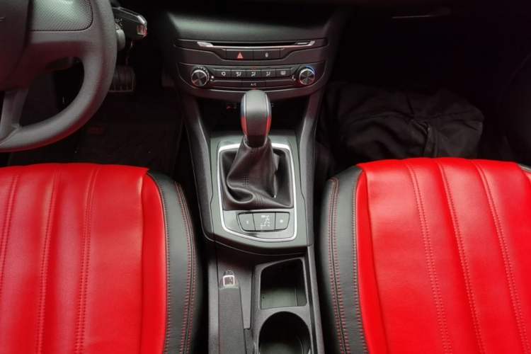 Used Peugeot 308S 2015 1.2T Automatic Shangchi Edition Gear Lever