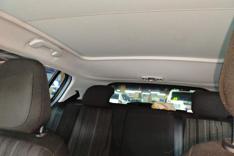 Used Peugeot 308S 2015 1.6T Automatic Jingchi Edition Headliner