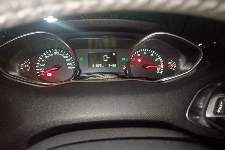 Used Peugeot 308S 2015 1.2T Automatic Jingchi Edition Instrument Cluster