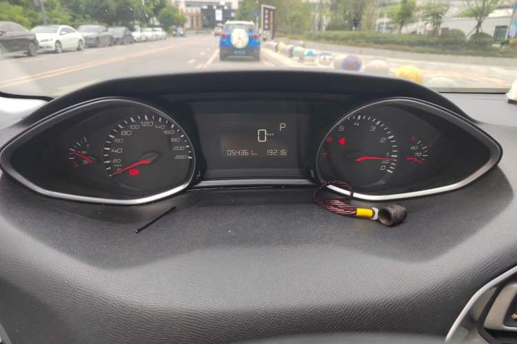 Used Peugeot 308S 2015 1.2T Automatic Jingchi Edition Instrument Cluster