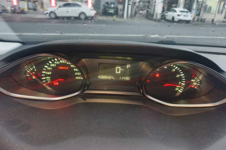 Used Peugeot 308S 2015 1.6T Automatic Jingchi Edition Instrument Cluster