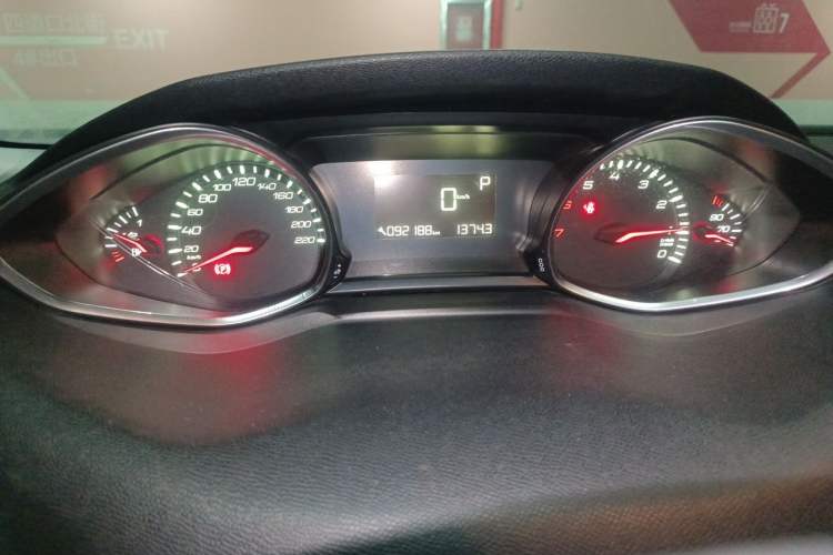 Used Peugeot 308S 2015 1.2T Automatic Jingchi Edition Instrument Cluster