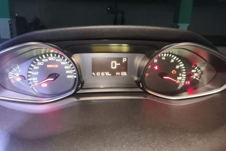 Used Peugeot 308S 2015 1.2T Automatic Jingchi Edition Instrument Cluster