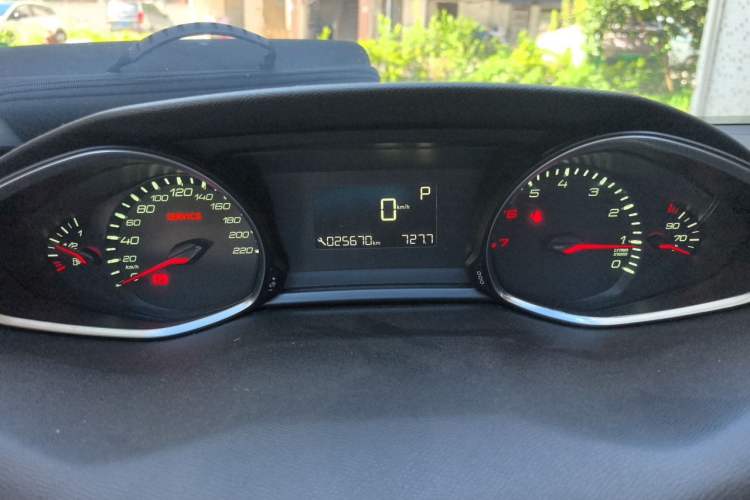 Used Peugeot 308S 2015 1.2T Automatic Jingchi Edition Instrument Cluster