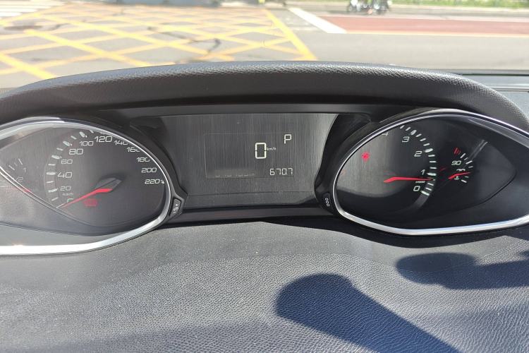 Used Peugeot 308S 2015 1.6T Automatic Jingchi Edition Instrument Cluster