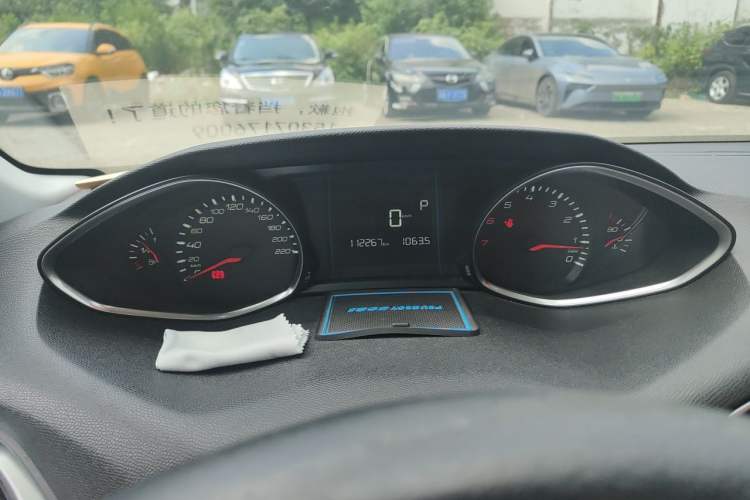 Used Peugeot 308S 2015 1.2T Automatic Jingchi Edition Instrument Cluster