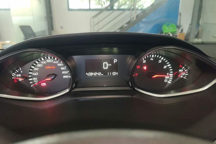 Used Peugeot 308S 2015 1.2T Automatic Jingchi Edition Instrument Cluster