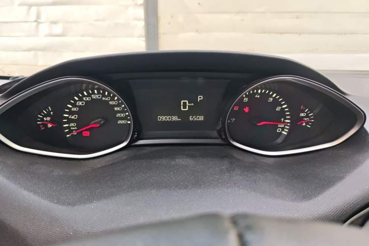 Used Peugeot 308S 2015 1.2T Automatic Shangchi Edition Instrument Cluster