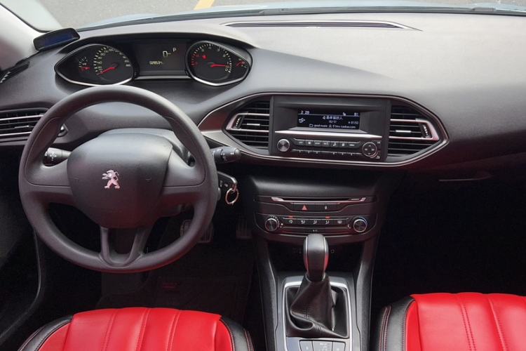 Used Peugeot 308S 2015 1.2T Automatic Shangchi Edition Interior 1