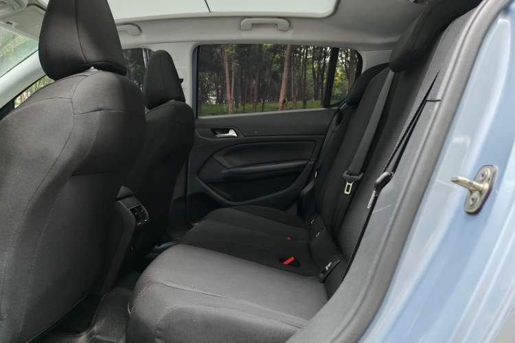 Used Peugeot 308S 2015 1.6T Automatic Jingchi Edition Interior 2