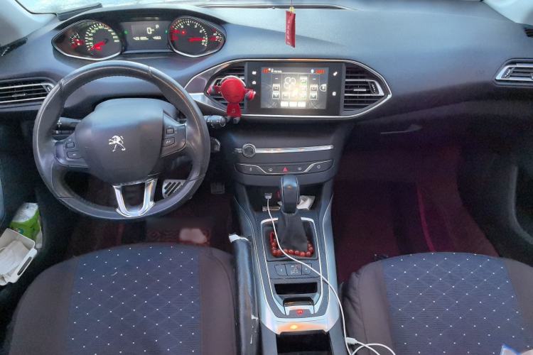 Used Peugeot 308S 2015 1.6T Automatic Jingchi Edition Interior 2