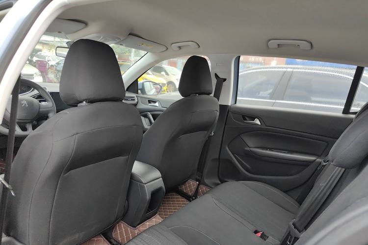 Used Peugeot 308S 2015 1.2T Automatic Shangchi Edition Interior 4