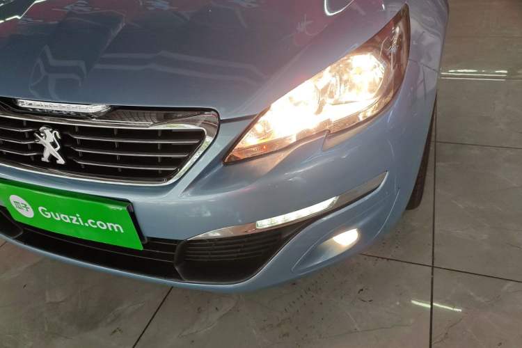 Used Peugeot 308S 2015 1.6T Automatic Jingchi Edition Left Front Headlight