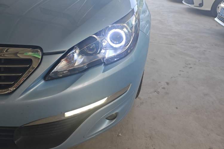 Used Peugeot 308S 2015 1.6T Automatic Jingchi Edition Left Front Headlight