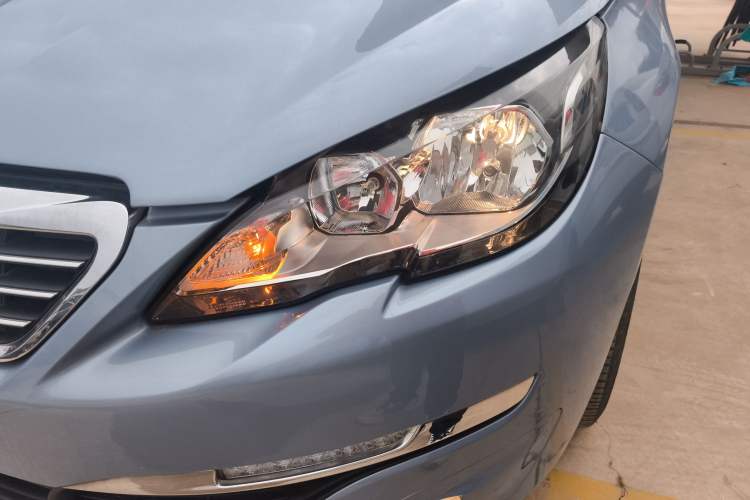 Used Peugeot 308S 2015 1.2T Automatic Shangchi Edition Left Front Headlight