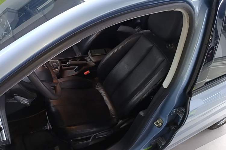 Used Peugeot 308S 2015 1.2T Automatic Shangchi Edition Left Front Seat