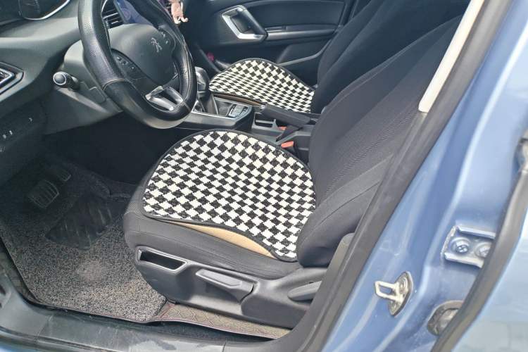 Used Peugeot 308S 2015 1.2T Automatic Jingchi Edition Left Front Seat