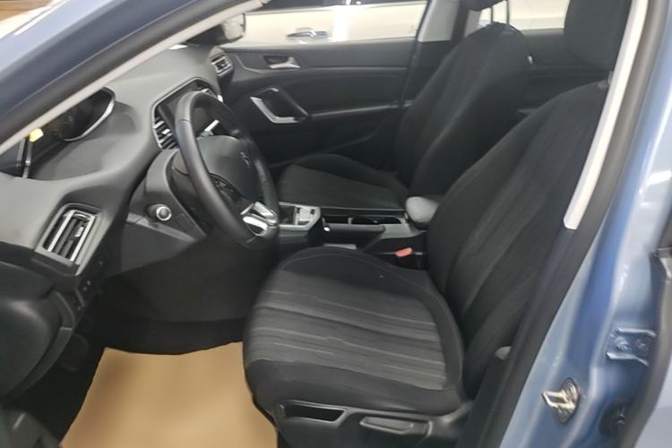 Used Peugeot 308S 2015 1.2T Automatic Jingchi Edition Left Front Seat
