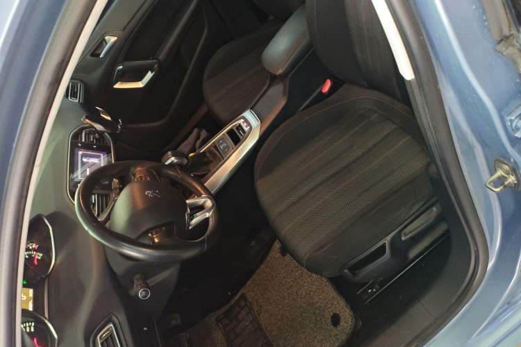 Used Peugeot 308S 2015 1.6T Automatic Jingchi Edition Left Front Seat