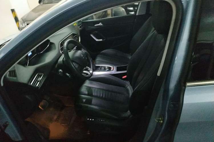Used Peugeot 308S 2015 1.6T Automatic Ruichi Edition Left Front Seat
