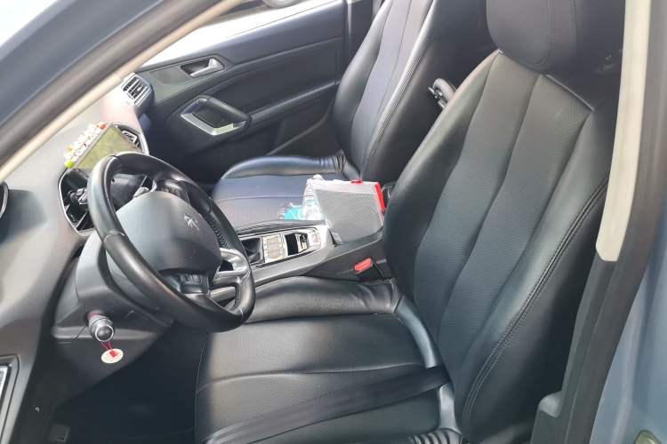 Used Peugeot 308S 2015 1.6T Automatic Jingchi Edition Left Front Seat