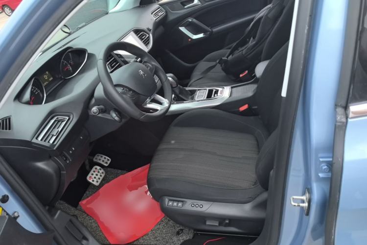 Used Peugeot 308S 2015 1.6T Automatic Jingchi Edition Left Front Seat