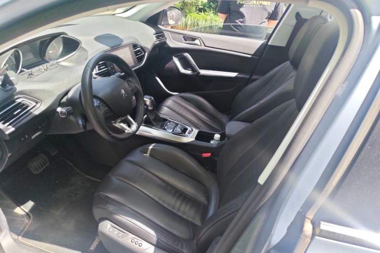 Used Peugeot 308S 2015 1.6T Automatic Ruichi Edition Left Front Seat