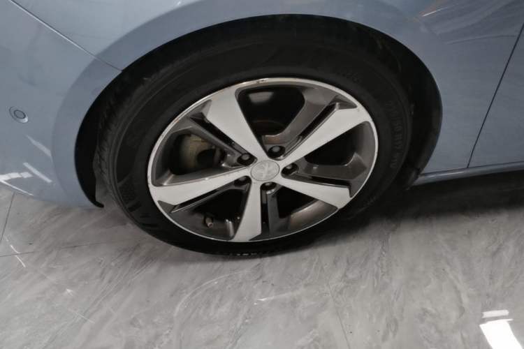 Used Peugeot 308S 2015 1.6T Automatic Ruichi Edition Left Front Wheel Hub