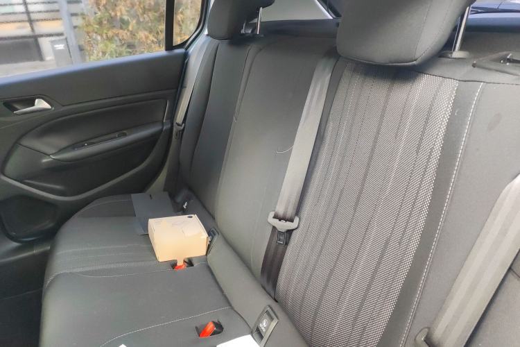 Used Peugeot 308S 2015 1.2T Automatic Jingchi Edition Left Rear Seat