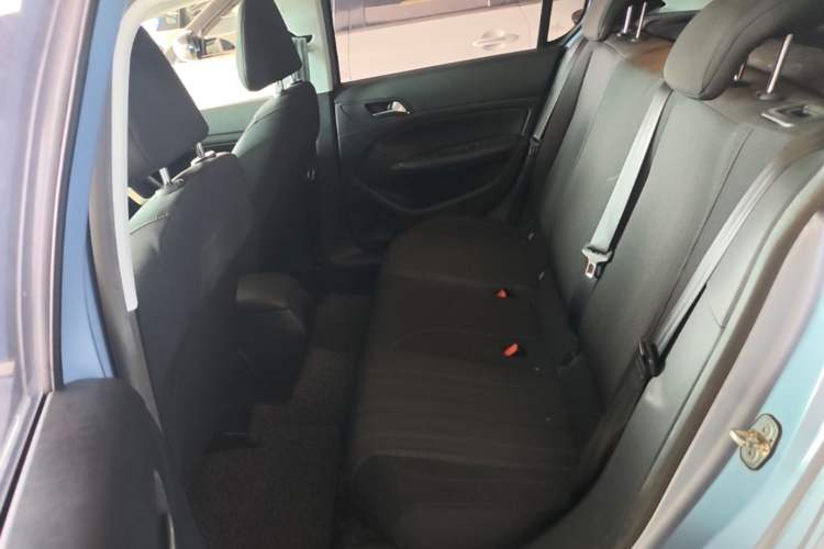 Used Peugeot 308S 2015 1.2T Automatic Jingchi Edition Left Rear Seat