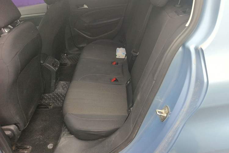 Used Peugeot 308S 2015 1.6T Automatic Jingchi Edition Left Rear Seat