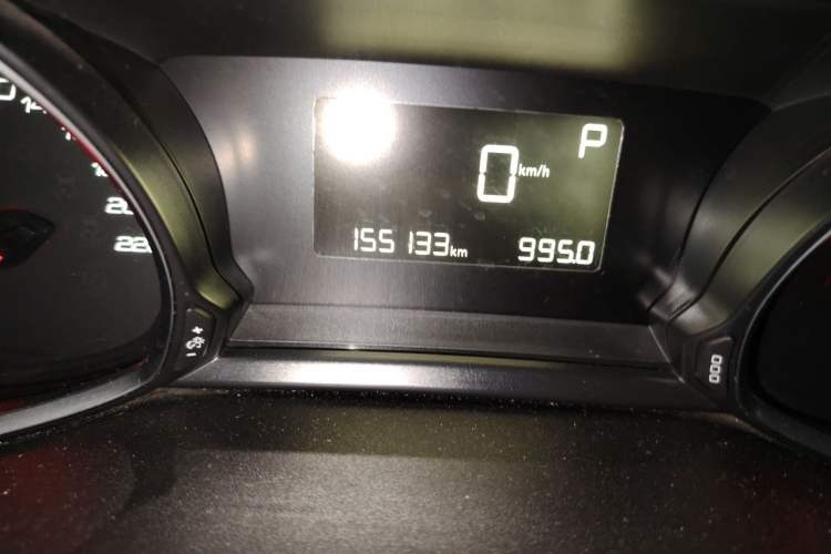 Used Peugeot 308S 2015 1.2T Automatic Shangchi Edition Odometer Close Up