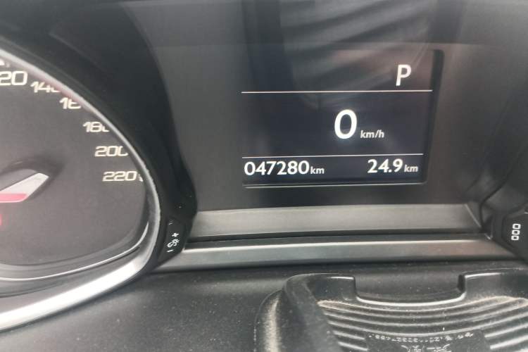 Used Peugeot 308S 2015 1.6T Automatic Ruichi Edition Odometer Close Up