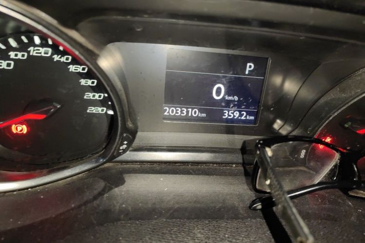 Used Peugeot 308S 2015 1.6T Automatic Ruichi Edition Odometer Close Up