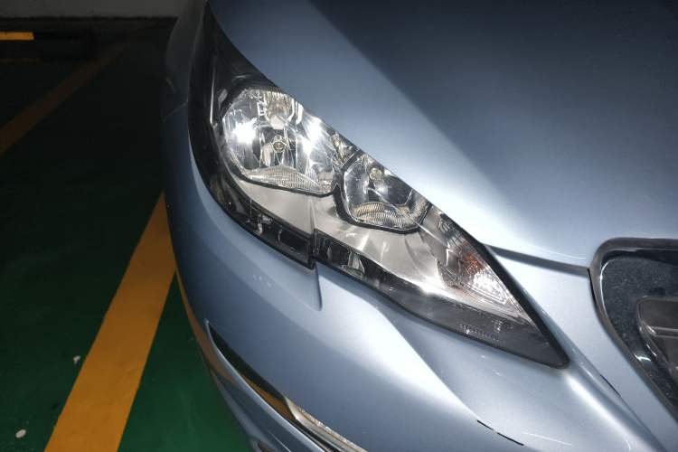 Used Peugeot 308S 2015 1.2T Automatic Jingchi Edition Right Front Headlight