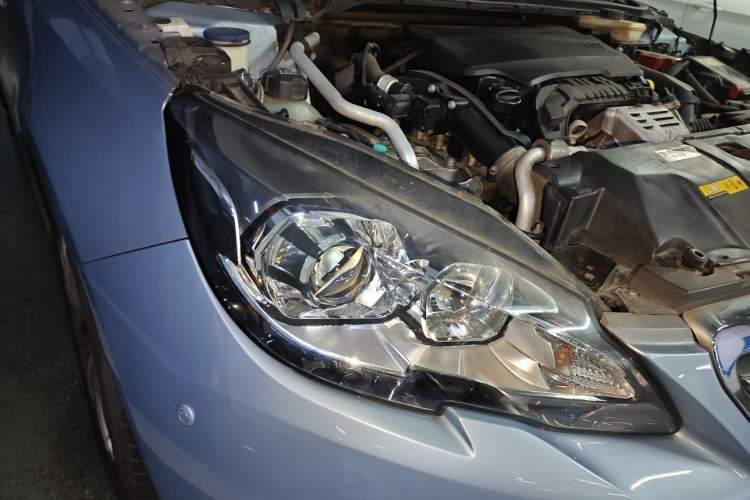 Used Peugeot 308S 2015 1.2T Automatic Jingchi Edition Right Front Headlight